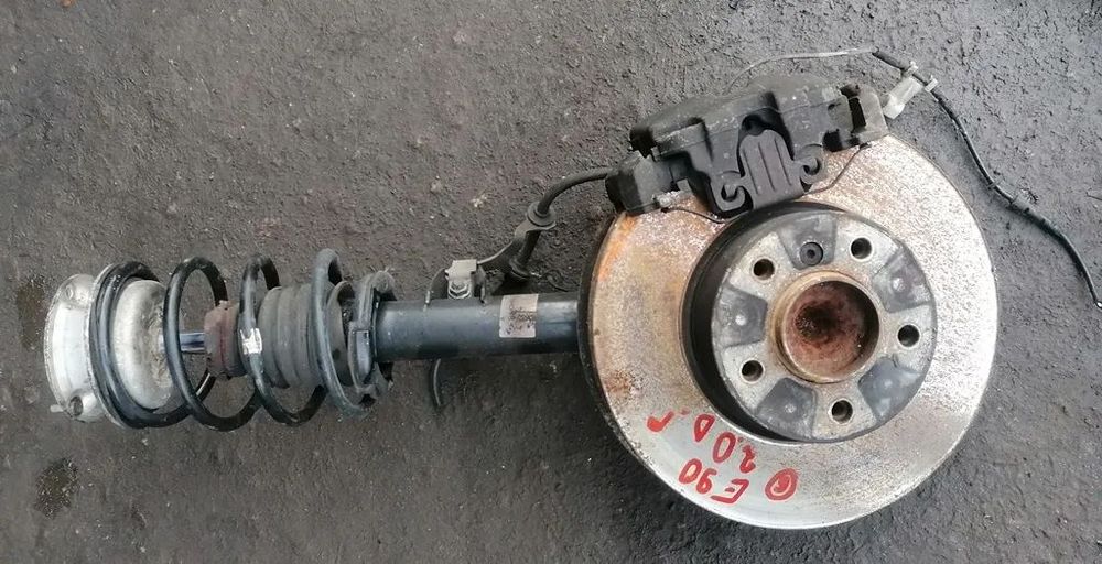 BMW 3 E90 04- 2.0 D MCPERSON ZWROTNICA PRAWY PRZÓD