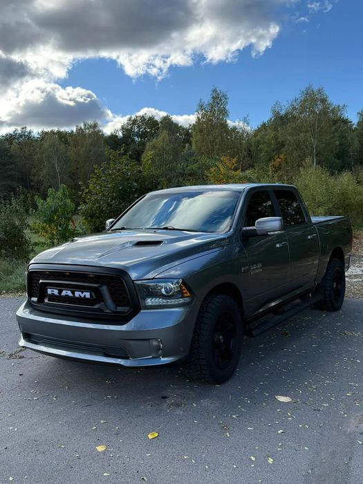 Dodge RAM Dodge RAM 5.7hemi 4x4 Automat 8biegowy 2013r