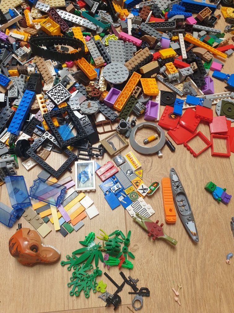 Klocki lego dużo