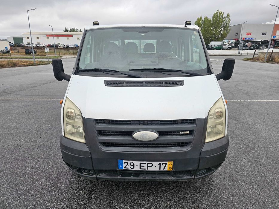 Ford Transit cabine dupla 7 lugares