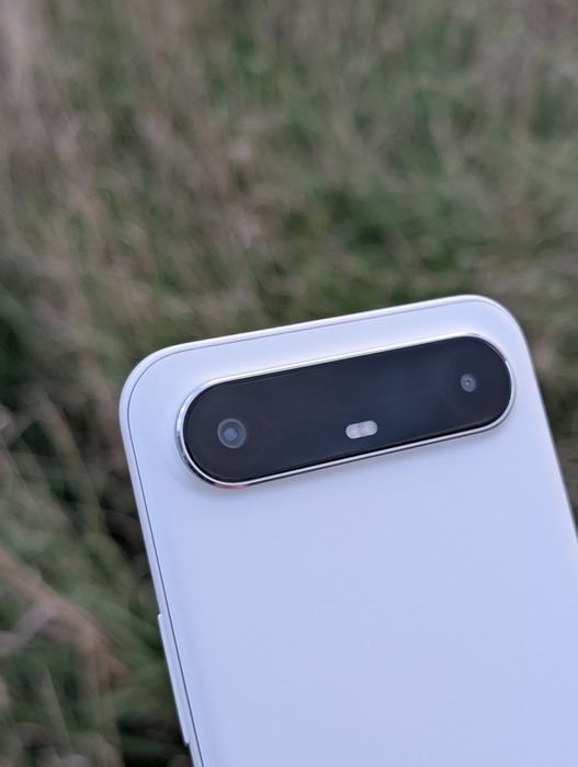 Tecno pova Slim 5g (самый тонкий телефон в мире 2025 8/256gb 144ghz