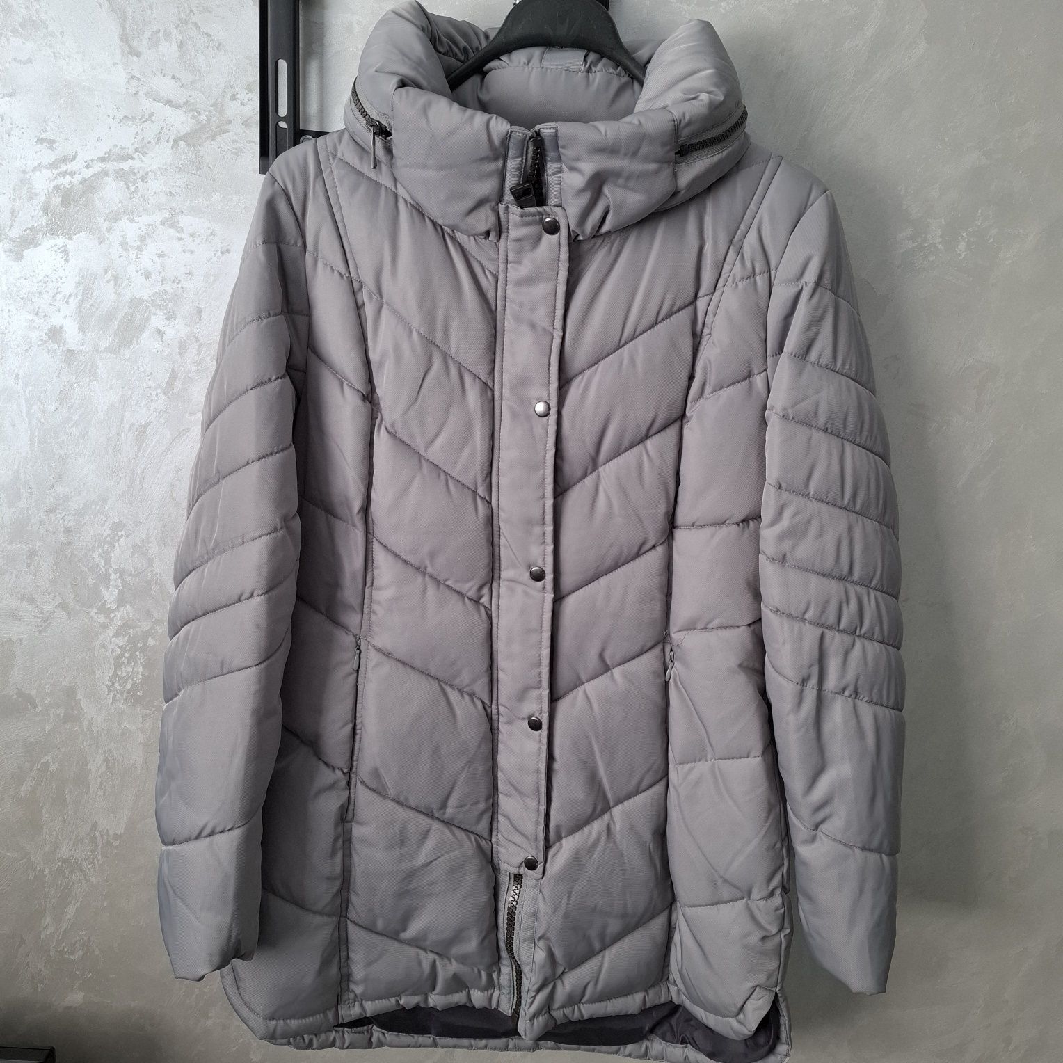 Продам куртку Next р.M-L