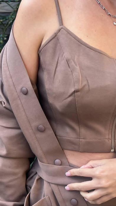 Костюм жіночий Костюм жіночий трійка