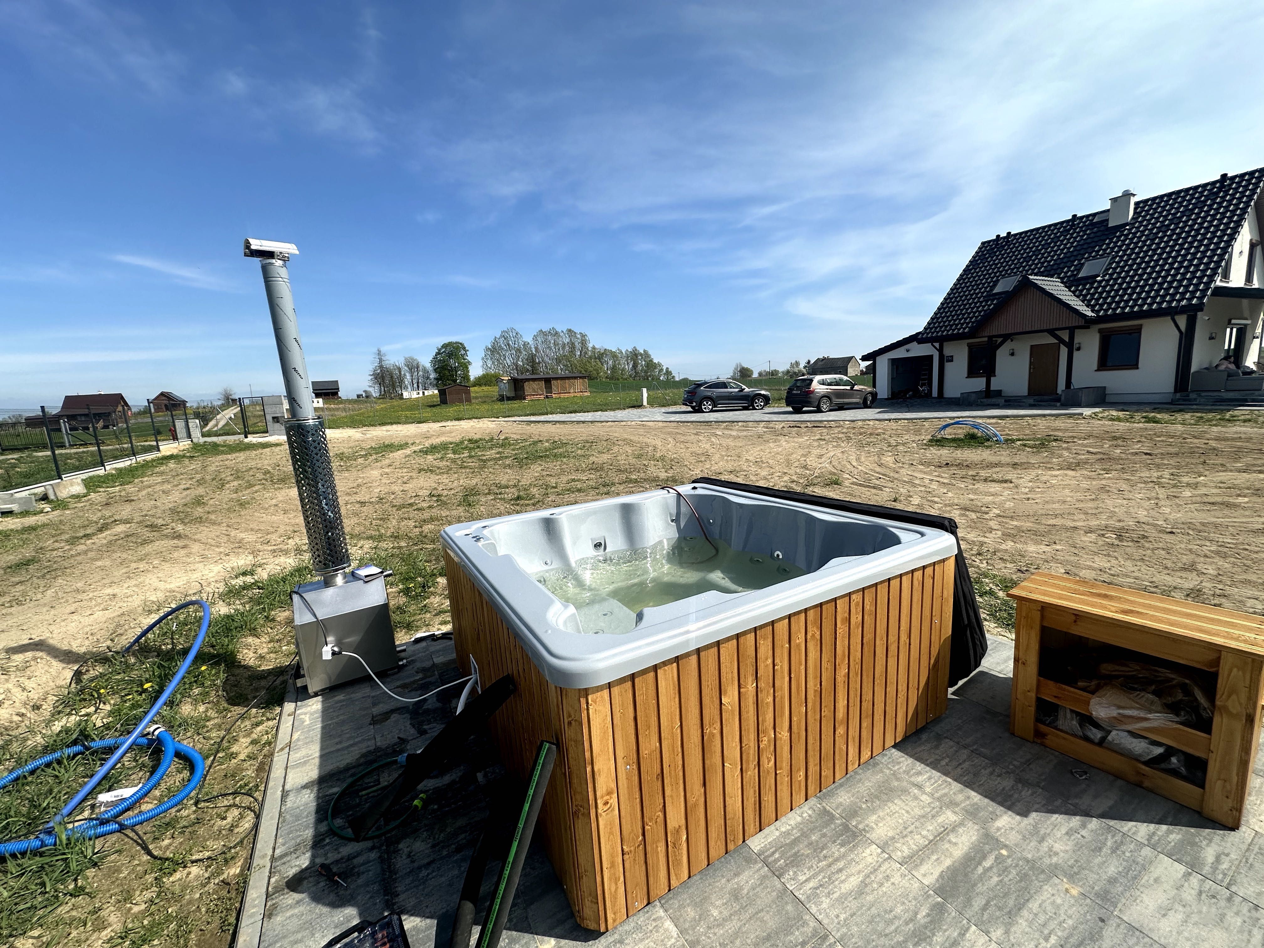 Jacuzzi ogrodowe używane 37 dysz