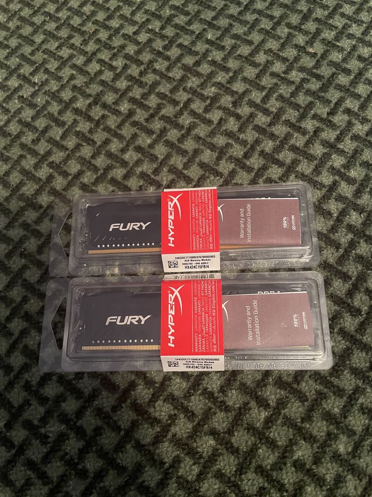 Оперативная память HyperX DDR4-2400 (2x4)