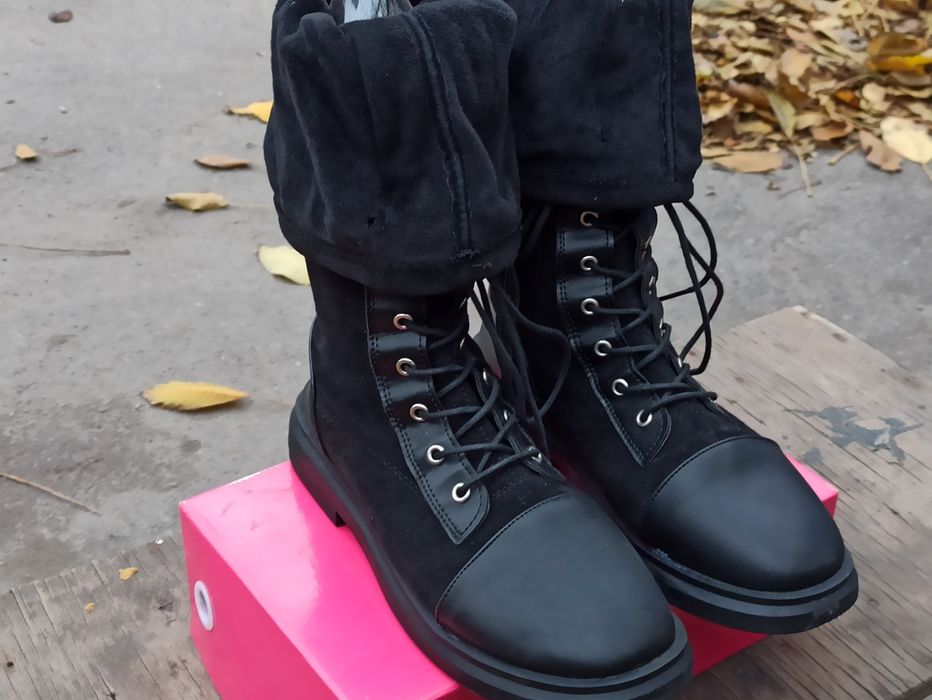 Сапоги высокие со шнуровкой  ботфорты