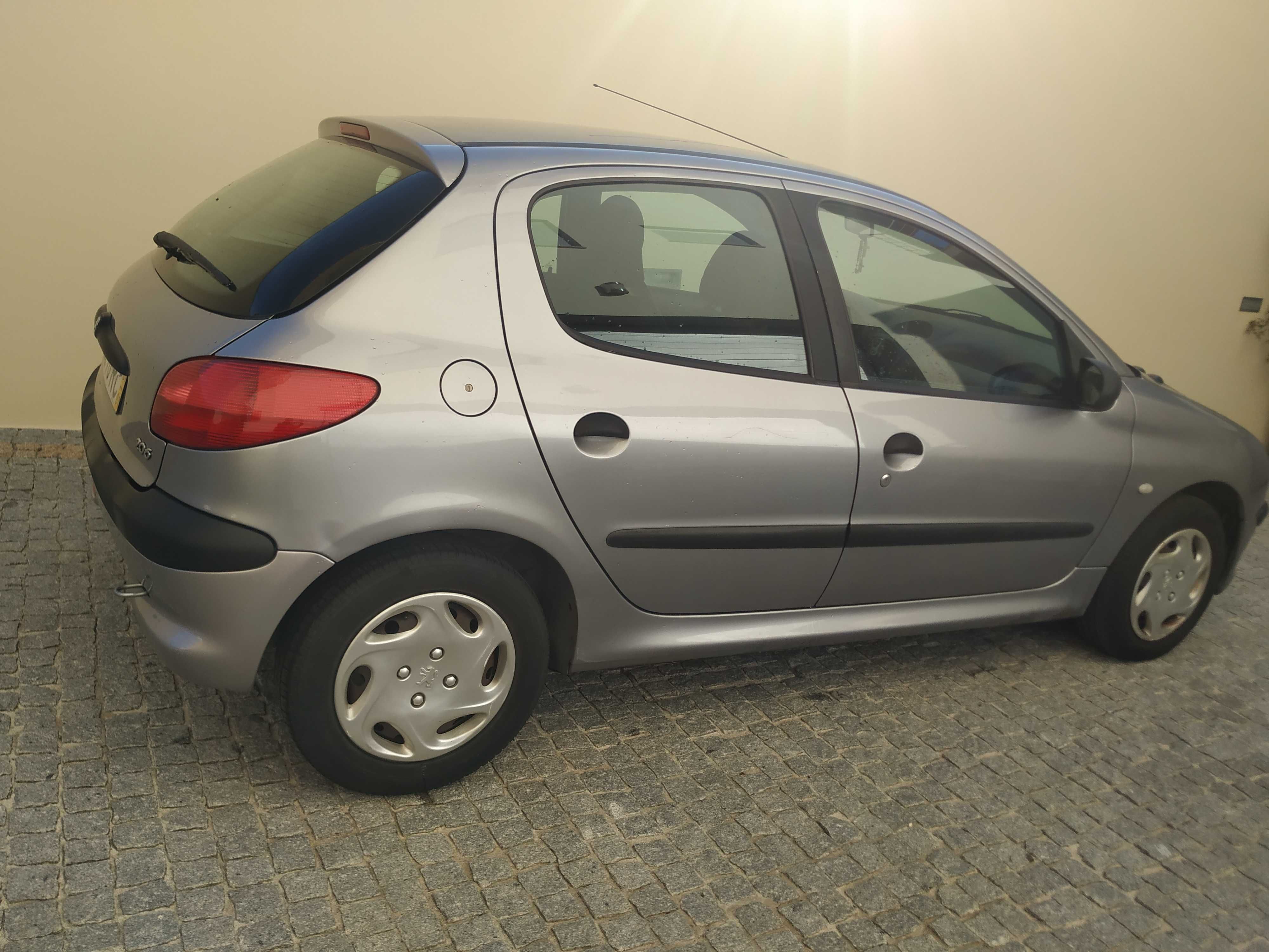 Peugeot 206 de 2001 a gasolina