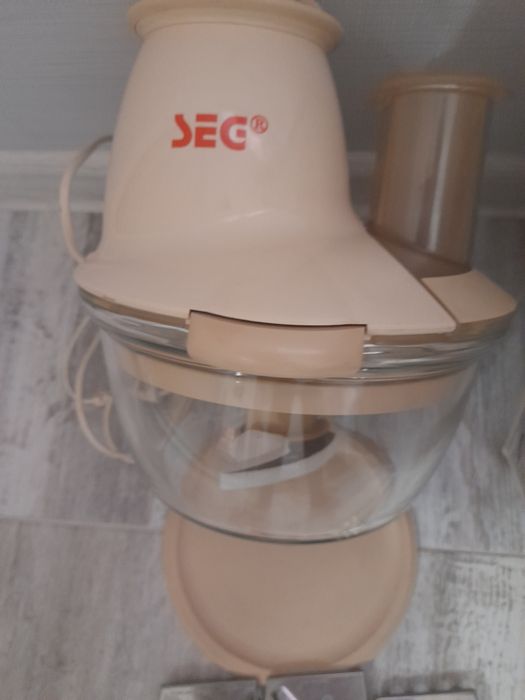 Кухоний комбайн SEG