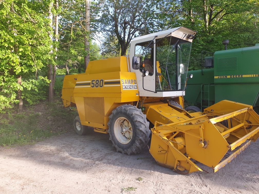 Kombajn zbożowy Sampo 580 / Bizon Super / John Deer 1032