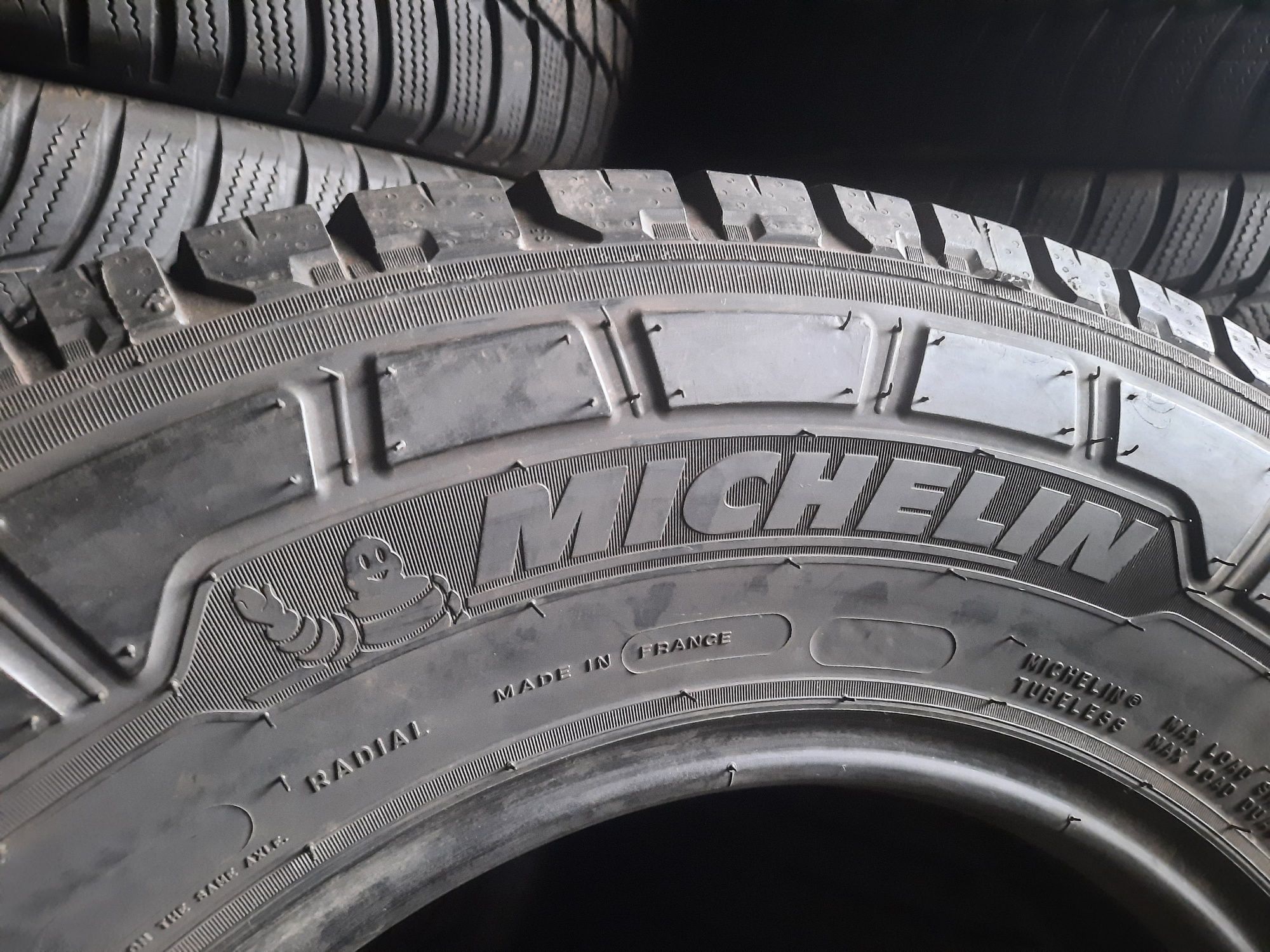 225/75 R16C 121/120R Michelin Agilis CrossClimate 4шт. 7мм 2022