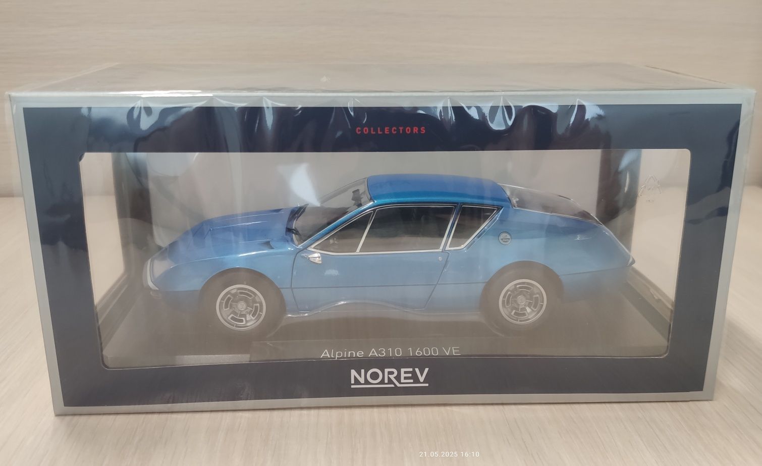 Alpine A 310  1600 VE z 1972 roku  1:18 Norev