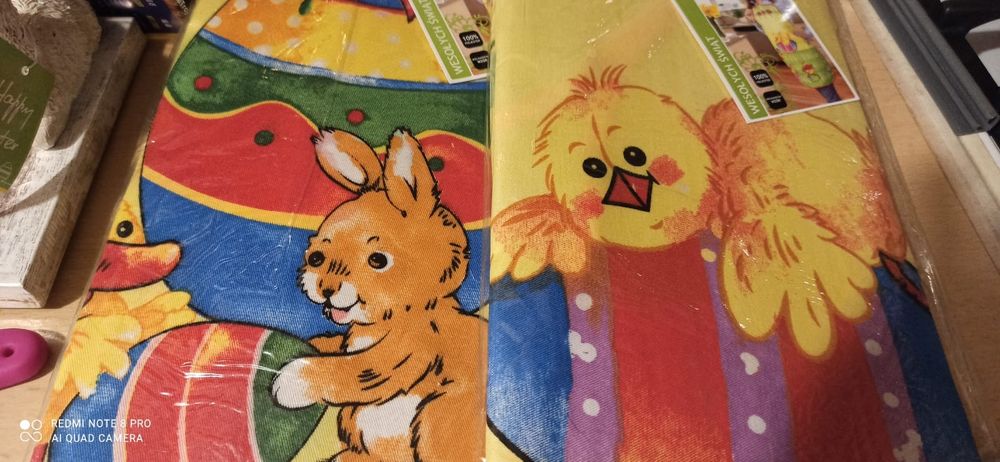 Nowy fartuch kuchenny wielkanocny