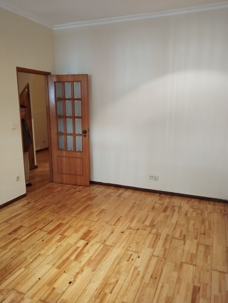 Arrenda-se  T2 l na Rua lindo vale no Porto