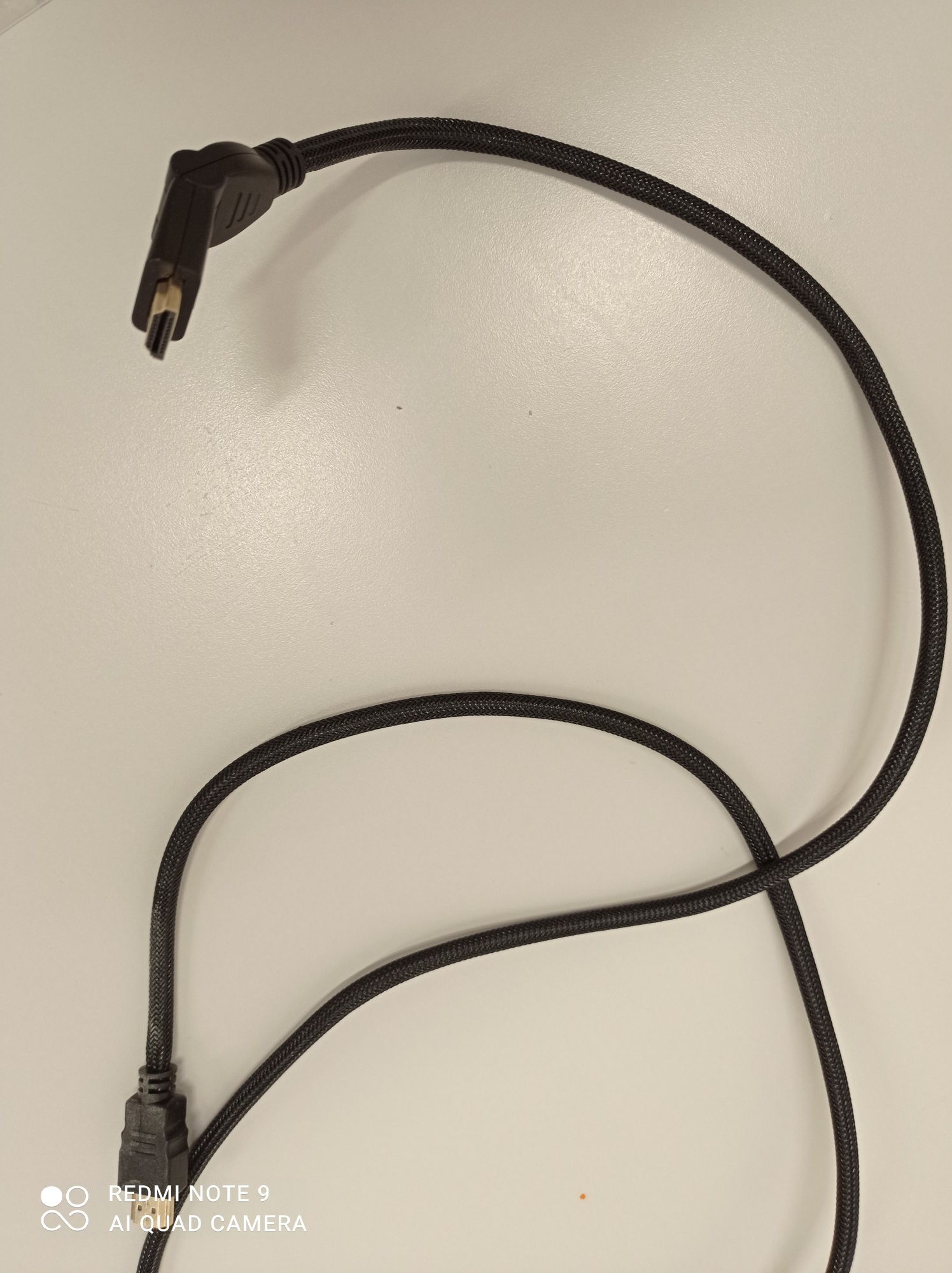 Kabel HDMI 1 metr skretny