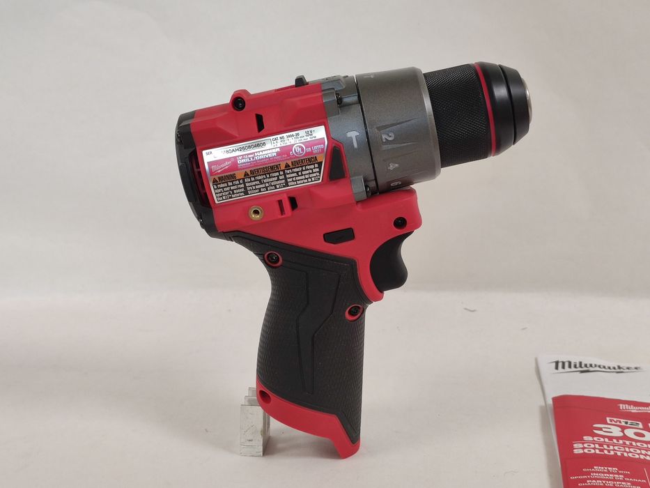 Безщітковий ударний дриль шуруповерт Milwaukee M12 FUEL 3404