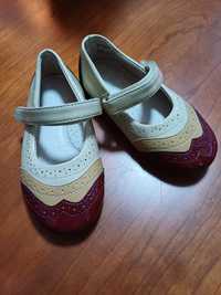 Sapatos de crianca zara