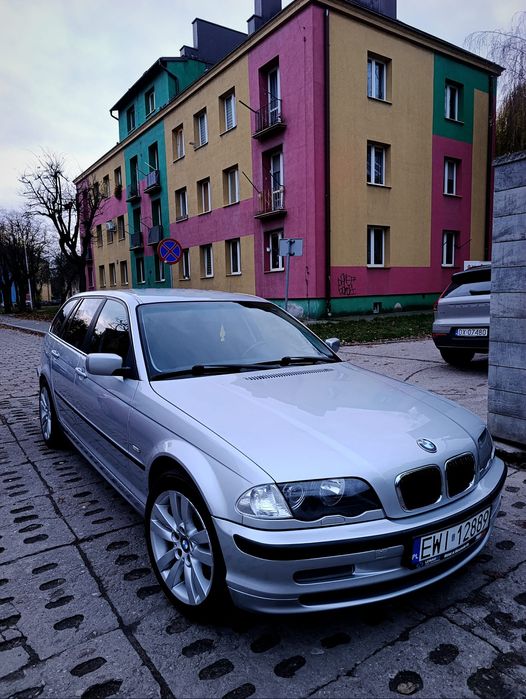BMW E46 2.0 r6 Touring