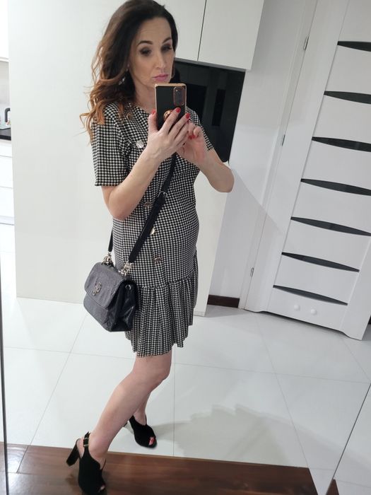 Sukienka kratka falbanka kobieca pepitka