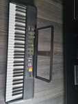 Keyboard Yamaha PSR F52