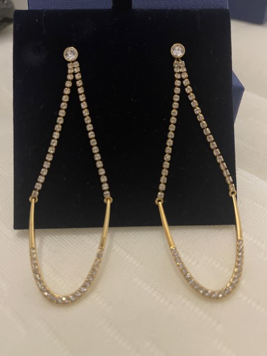 Brincos Swarovski sem uso