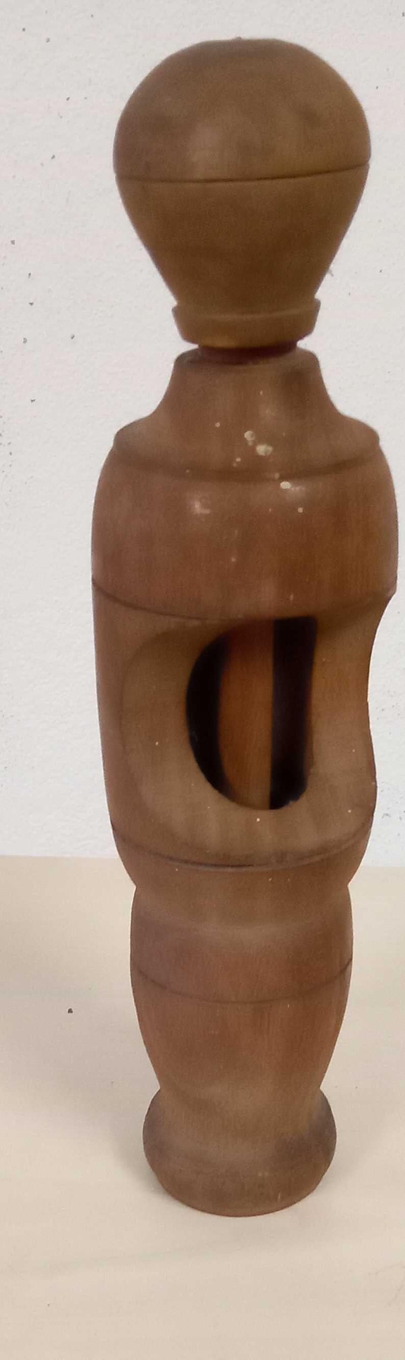 Arrolhador de garrafas manual em madeira, muito antigo