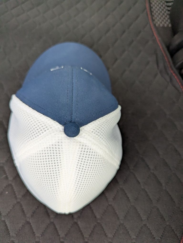 Кепка, бейсболка under armour