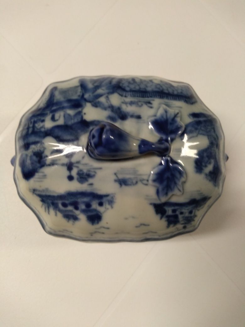 Caixa chinesa em porcelana