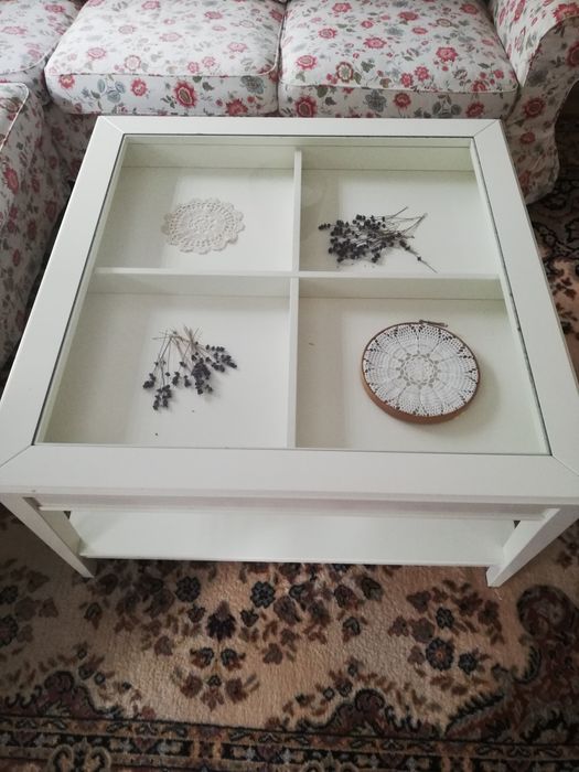 Stolik biały Ikea
