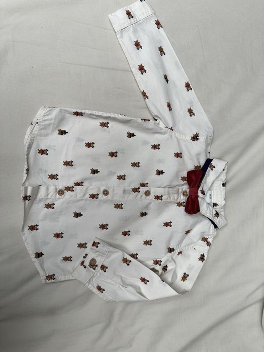 Elegancka świąteczna koszula z Muchą H&M 80