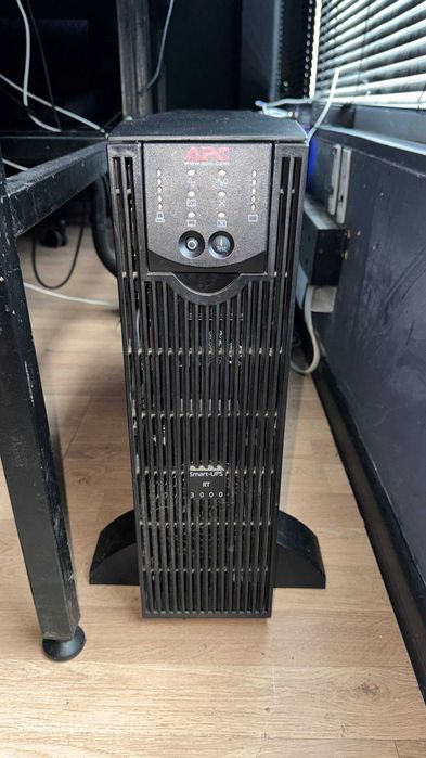 Джерело безпребійного живлення ДБЖ ИБП APC Smart-UPS 3000VA
