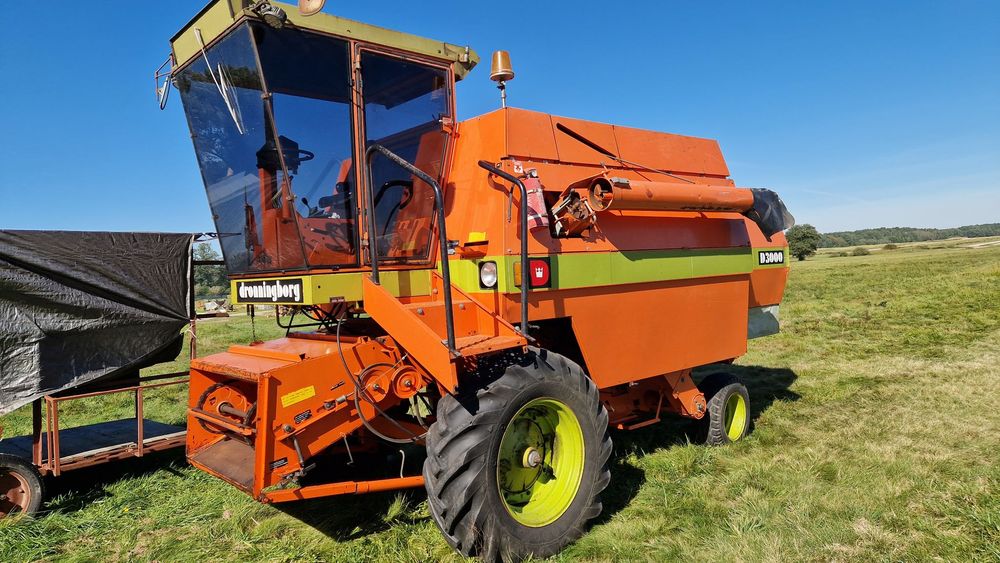 Massey Ferguson 22  Kombajn zbożowy. Mały przebieg