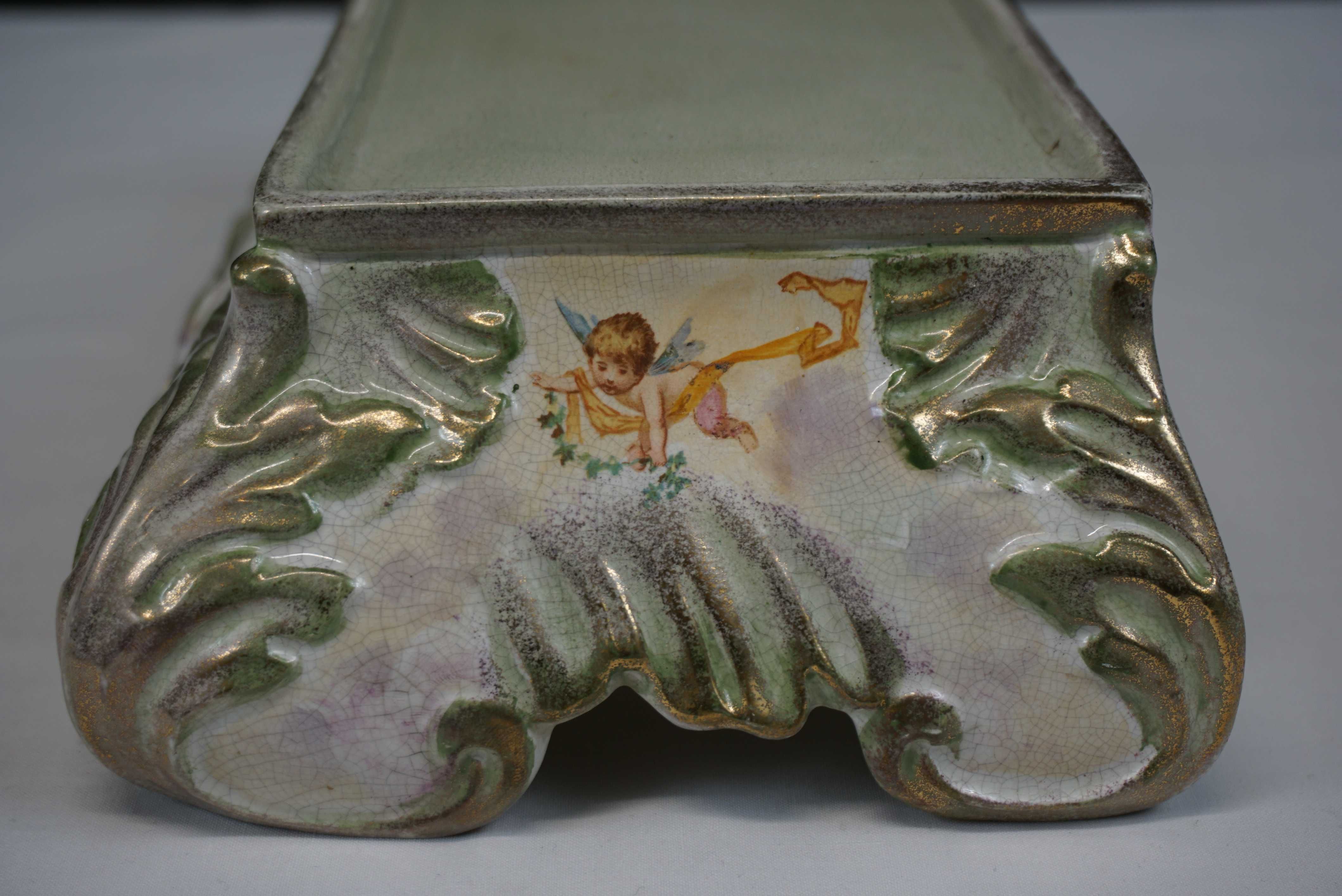 Empire Porcelain Stoke On Trend cokół podstawa anioł putto