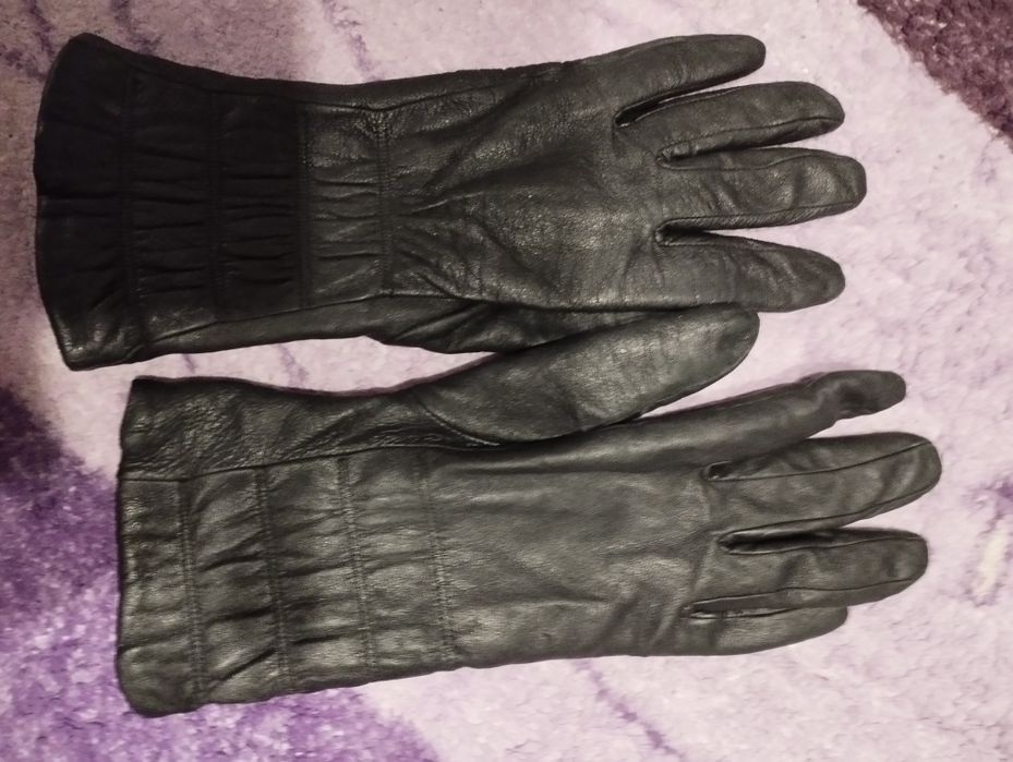 Перчатки жіночі шкіряні