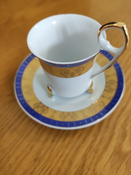 Conjunto 6 chávenas de café com pires + manteiga Arcopal