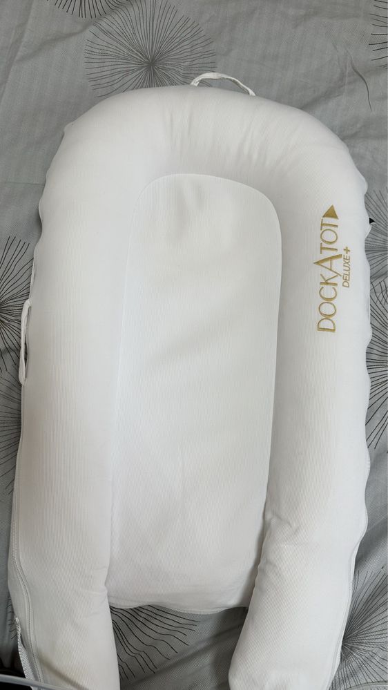 Dockatot Кокон DELUXE+ (0-8M)