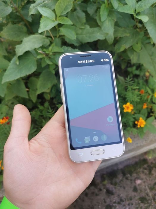 Samsung Galaxy J1 Mini Gold