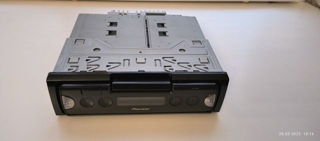 Автомагнитола Pioneer SPH-10BT