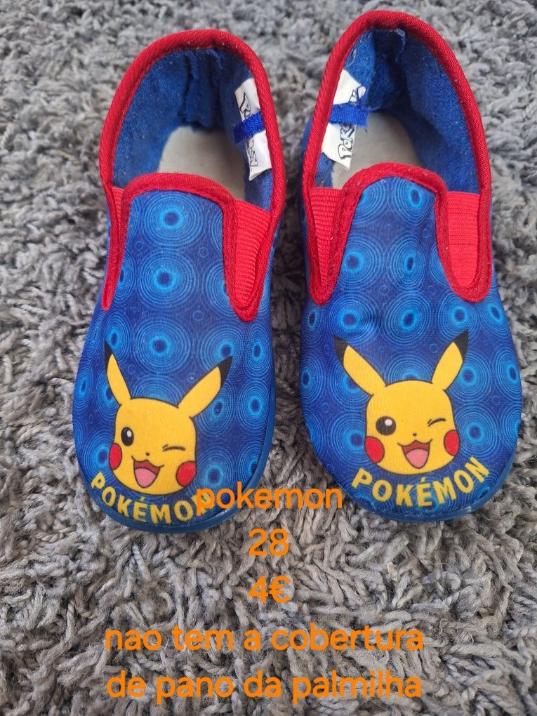 Pantufas pikachu 28