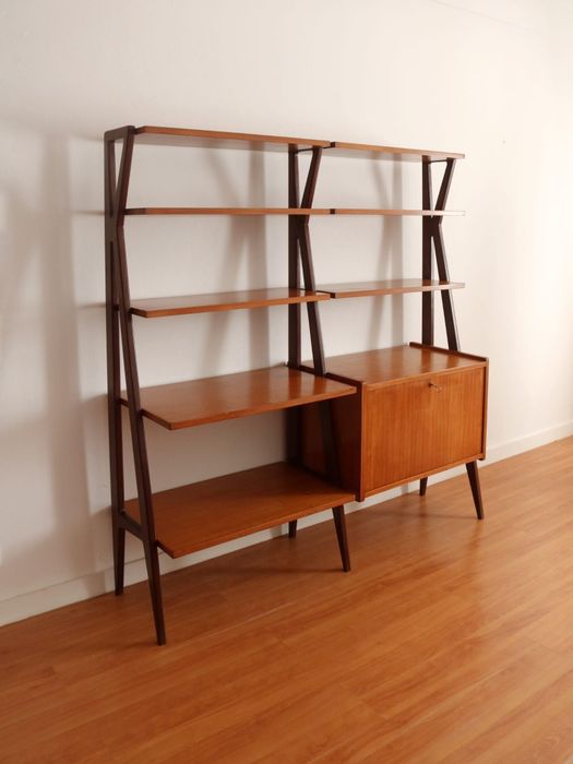 Estante Vintage / Vintage bookshelf