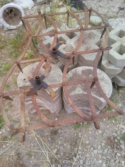 glebogryzarka/z osprzętem/