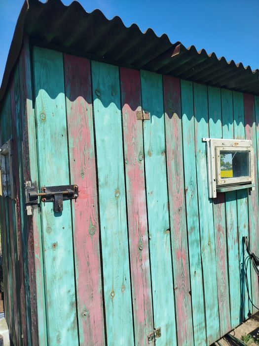 Domek dla dzieci lub na narzędzia