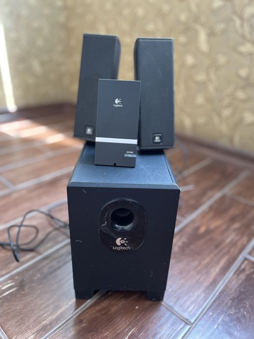 Продам акустичну систему logitech