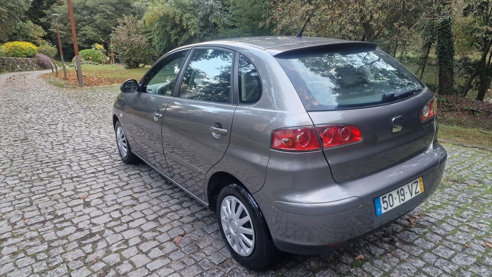 Seat ibiza 1.2 12V 70Cv gasolina
Ano 2004/01 Nacional