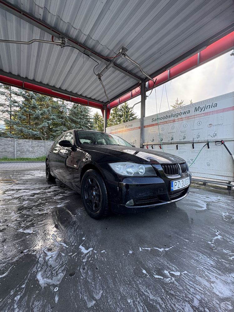 BMW e90 seria 3 2.0 benzyna 2005r