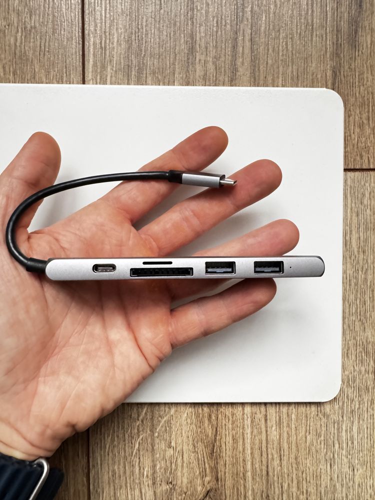 Adapter HUB Satechi Slim USB-C