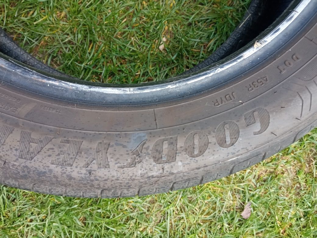 Opony 215/55/17 firmy Goodyear