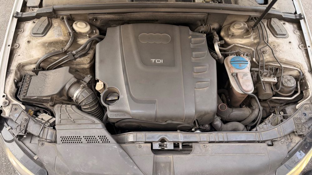 Audi A4 2.TDi S-Line 143CV