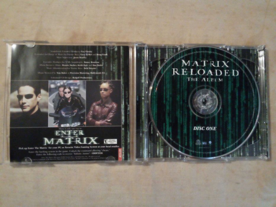 CD duplo banda sonora The Matrix Reloaded + poster