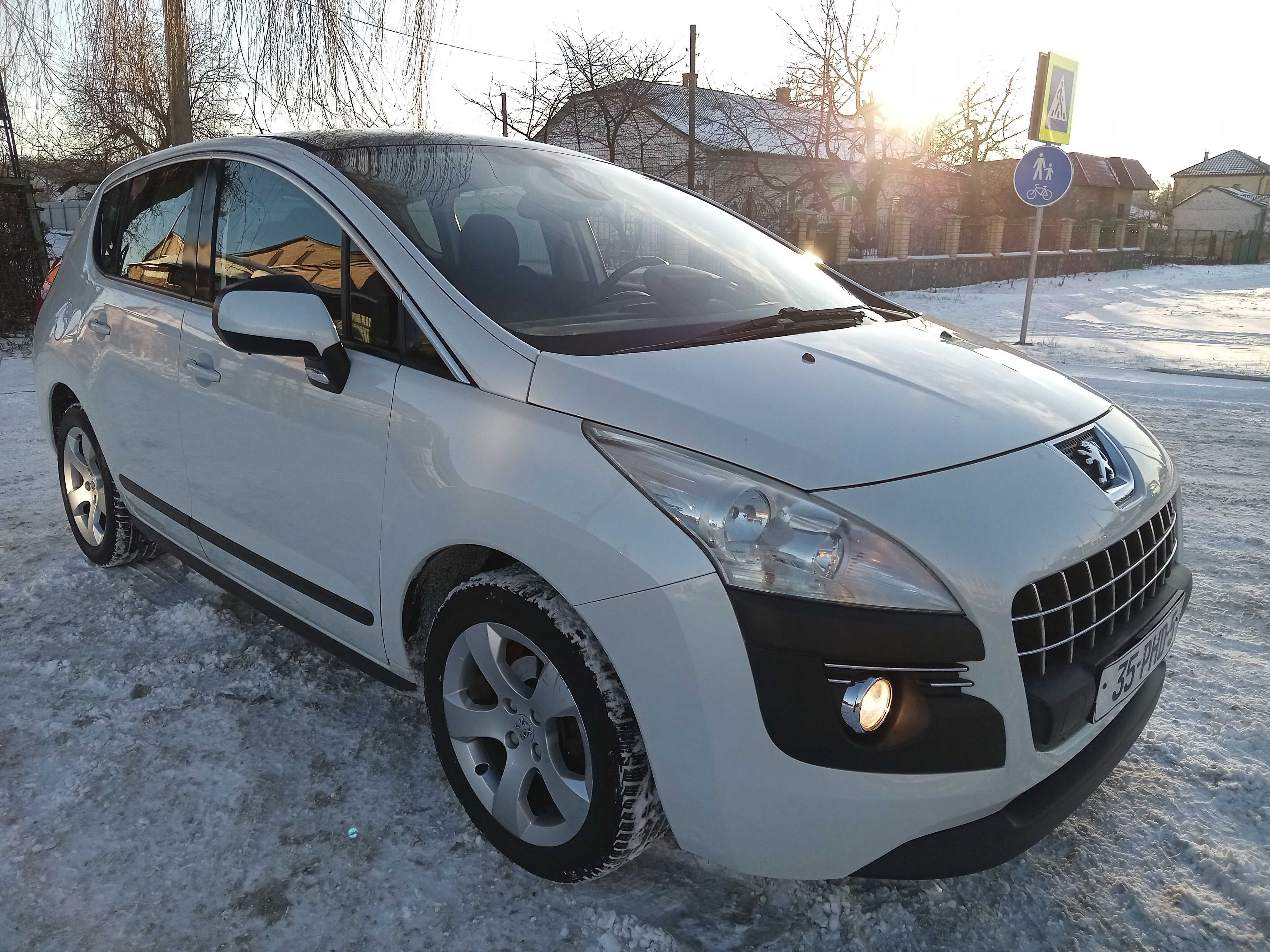 Peugeot 3008 2011 рік