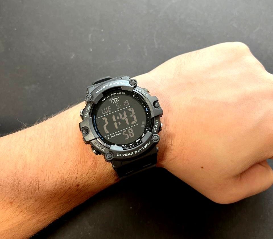 Годинник Casio AE-1500WH-8BV Ø51мм. 10 років батарейка.